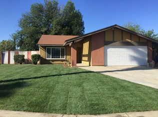 2942 Butterfield Rd, Riverside, CA 92503