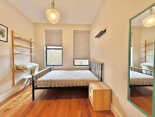 Rented by Doorway NYC, LLC | media 11