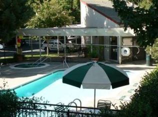7134 Gloria Dr, Sacramento, CA