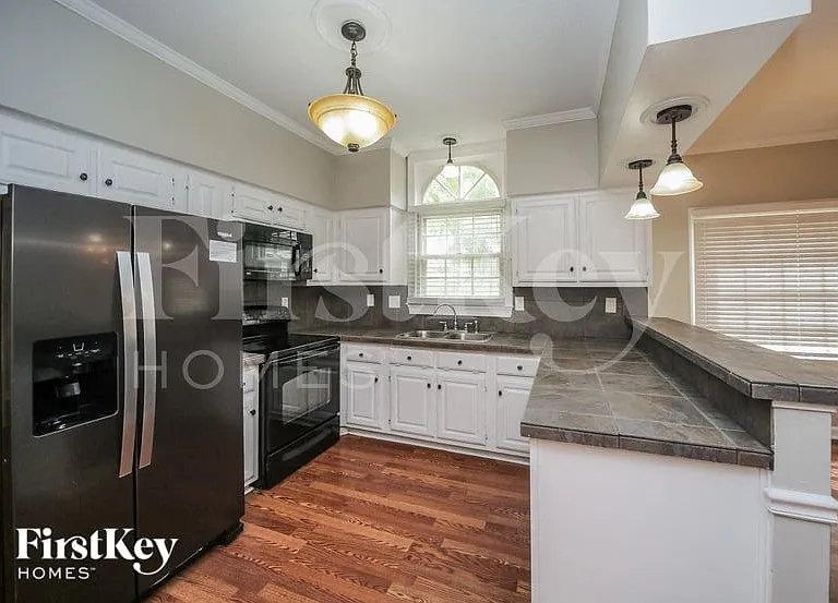 514 Quail Crest Dr — Photo 4