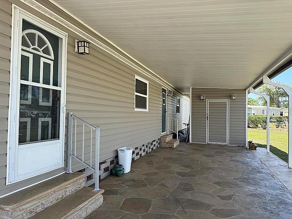 3rd image of 5168 Rubber Tree Cir