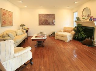 9 Woodstream Ct, Lambertville, NJ 08530