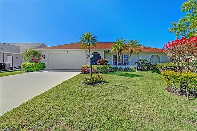 1st image of 965 Moon Lake Dr