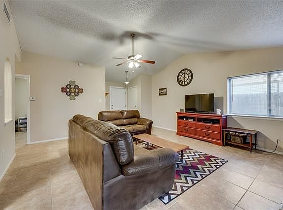 5th image of 1619 Catalina Dr