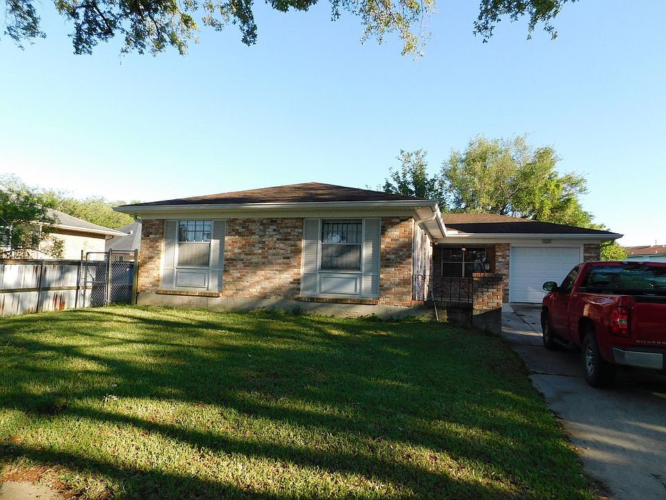 1st image of 13250 Dwyer Blvd