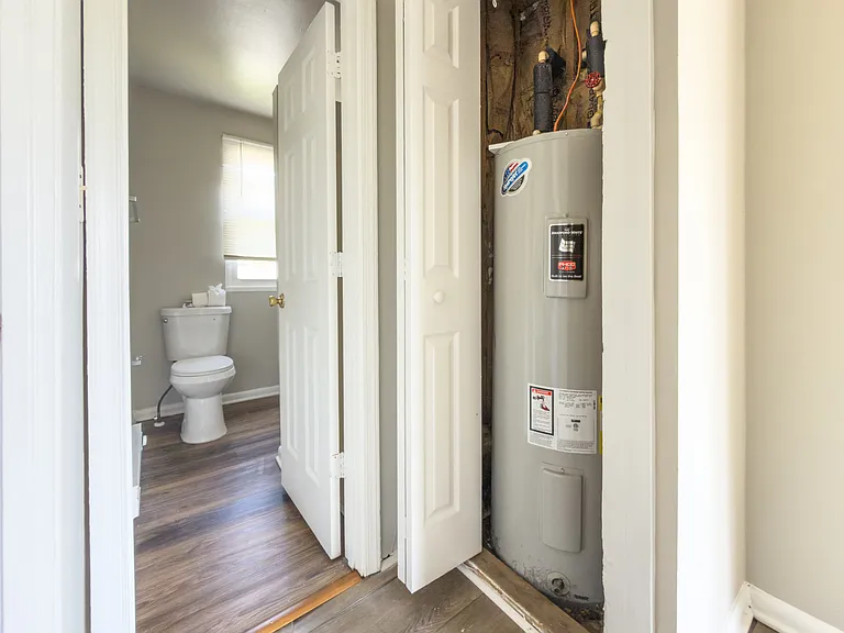 228 Hollingsworth Mnr #228 — Photo 11