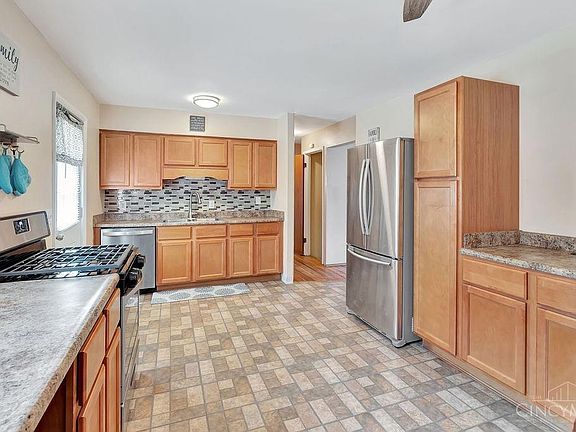 5th image of 4025 Jamestown St