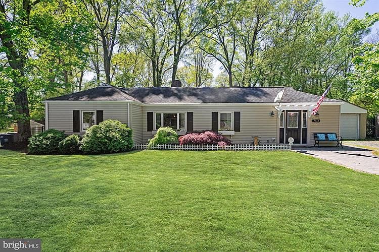 1st image of 7712 Frances Dr