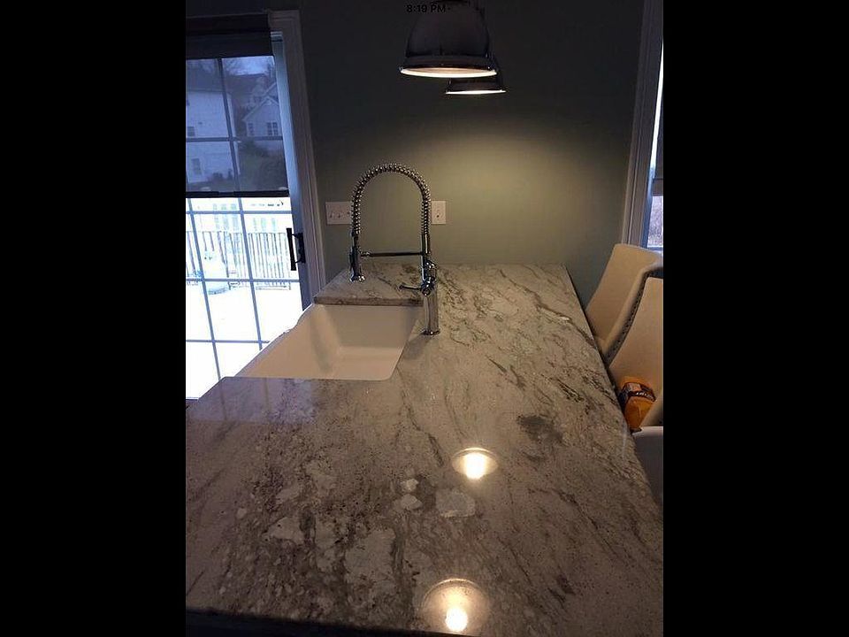 1st image of 151 Acorn Ln