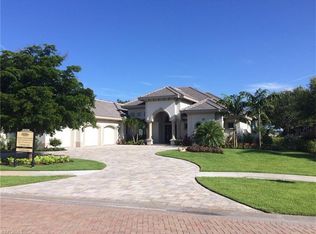 6083 Sunnyslope Dr, Naples, FL 34119