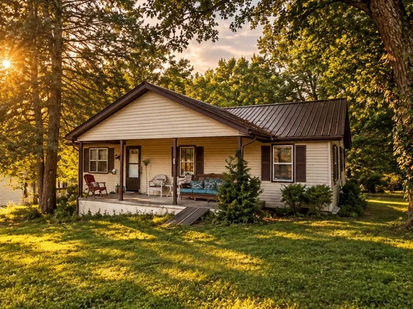 160 Ivy Ave, Crossville, TN 38555