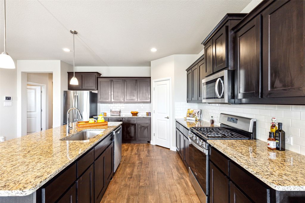 11417 Leeson St, Haslet, TX - View 2