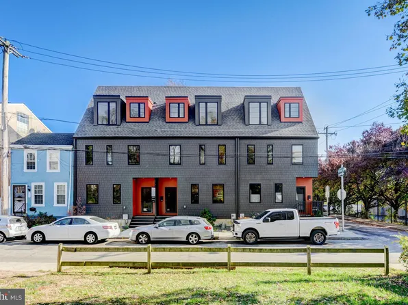 152 W Price St, Philadelphia, PA 19144