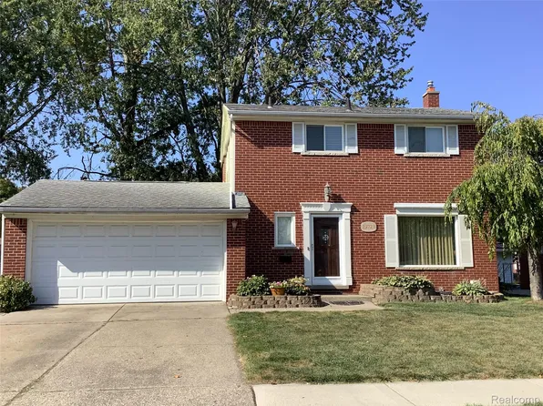 29723 Roan Dr, Warren, MI 48093