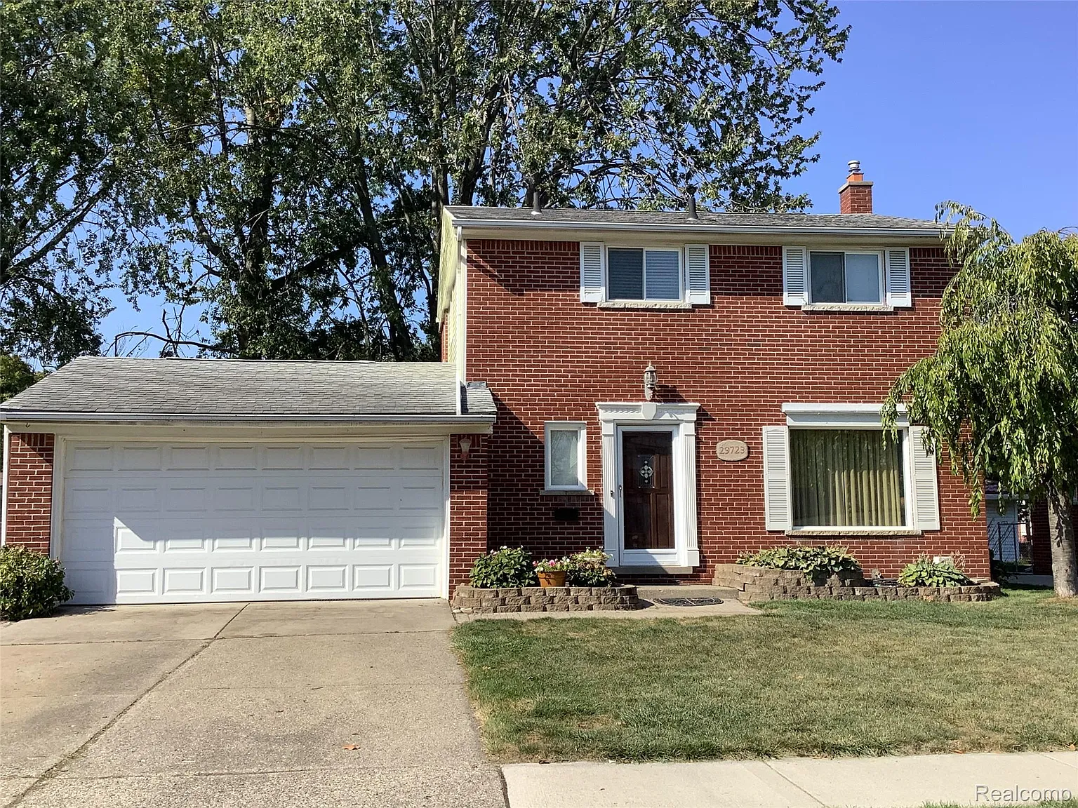 29723 Roan Dr photo 1
