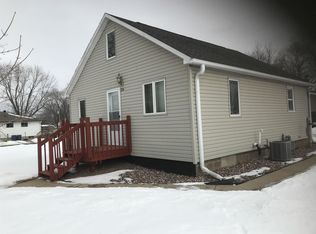 1712 Caroline St, La Crosse, WI 54603