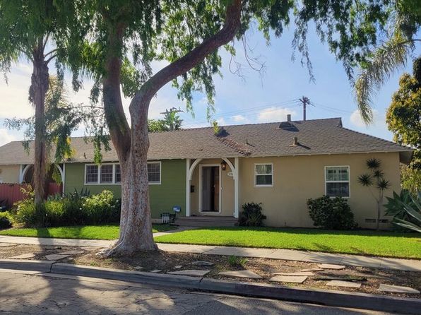 2781 N Bellflower Blvd