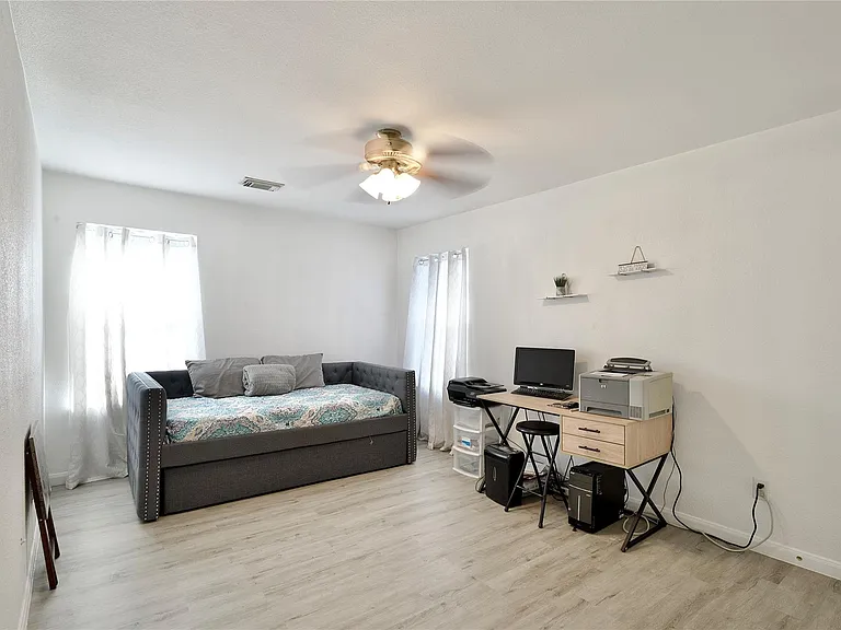 9503 Lerin Ln — Photo 26