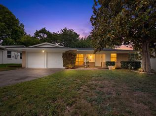 802 Wisteria Way, Richardson, TX 75080