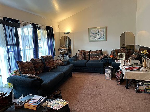 3rd image of 9439 Home Ave