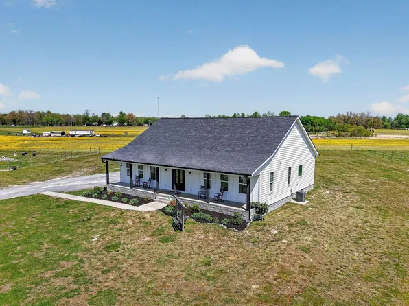 168 Smokie Ln, Woodbury, TN 37190