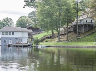 104 Flat Top Lake Rd, Ghent, WV 25843