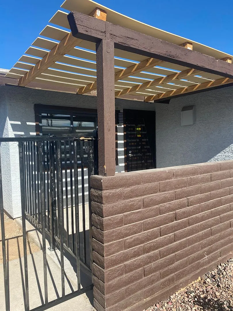 Sage Villas Apartments — Photo 1
