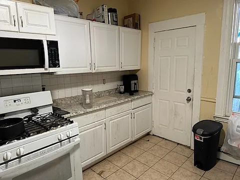 22 S Huntington Ave #2B