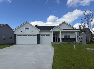 4975 Noble Ln NW, Rochester, MN 55901