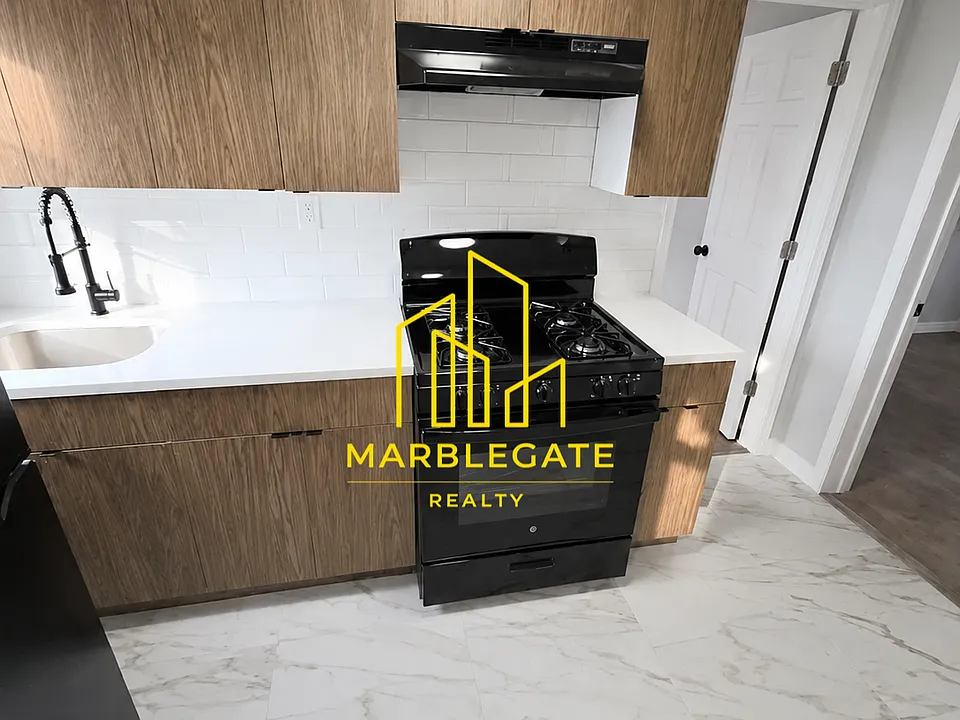 145 Vermont Ave #33