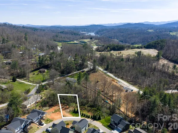 61 & 63 Greenwood Fields Dr, Asheville, NC 28804