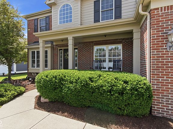 2nd image of 11449 Long Sotton Ln