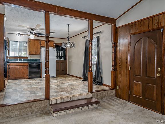 4th image of 3970 Croydon Rd