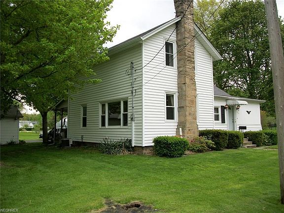 3rd image of 349 Long St