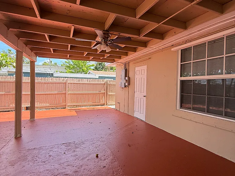 549 Jennings Ave — Photo 18