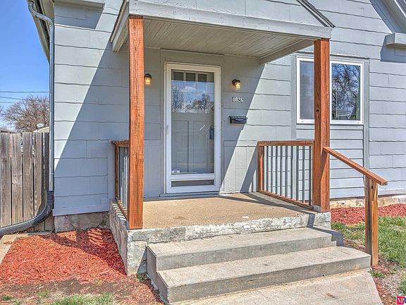 2nd image of 4026 Binney St