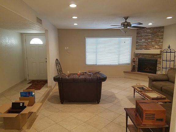 5th image of 170 Aspen Dr