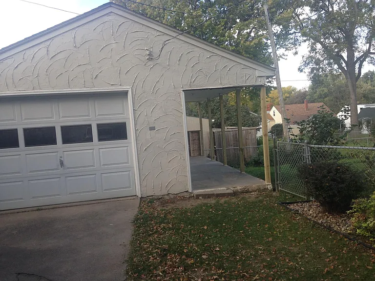 2313 S 4th Ave — Photo 6