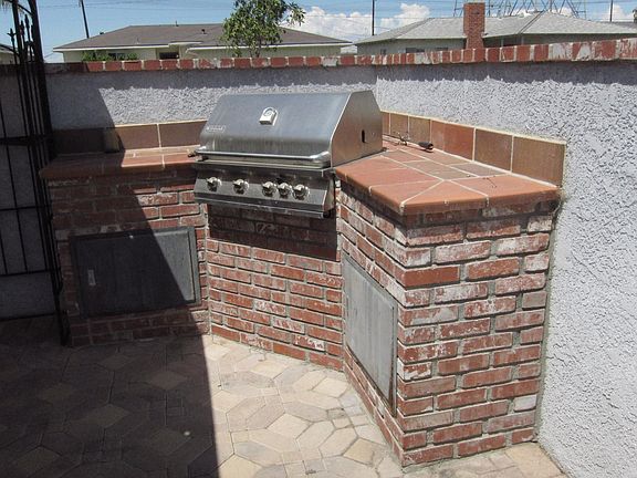 3rd image of 3634 W 187th St
