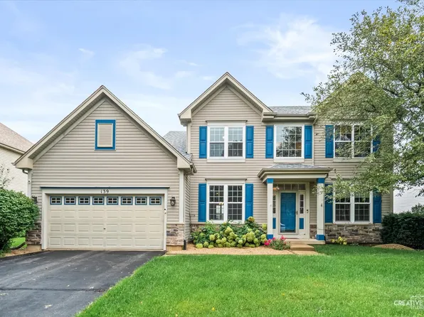 139 Oxford Ave, Sugar Grove, IL 60554