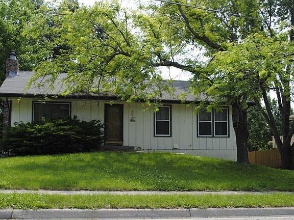 2nd image of 2305 S 17th St