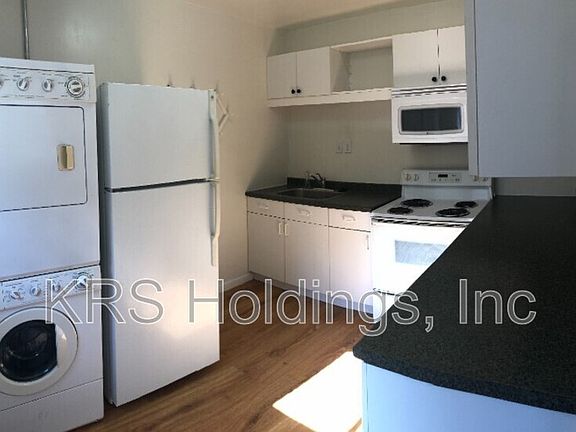 2nd image of 312 S Wayne St #2