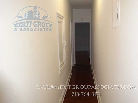 3rd image of 3096 32nd St #3