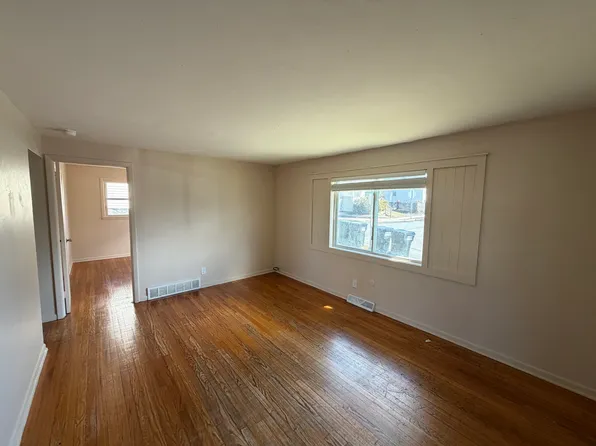 121 Fobes Ave APT 2, Syracuse, NY 13206