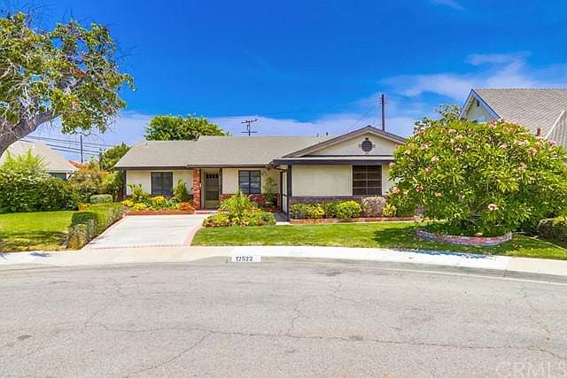 1st image of 12522 Raymond Cir