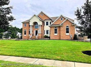 23 Legends Dr, Monroe Township, NJ 08831