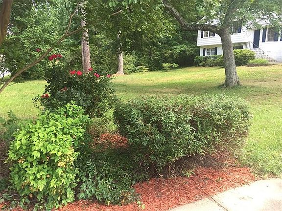 4th image of 3137 Hidden Forest Dr