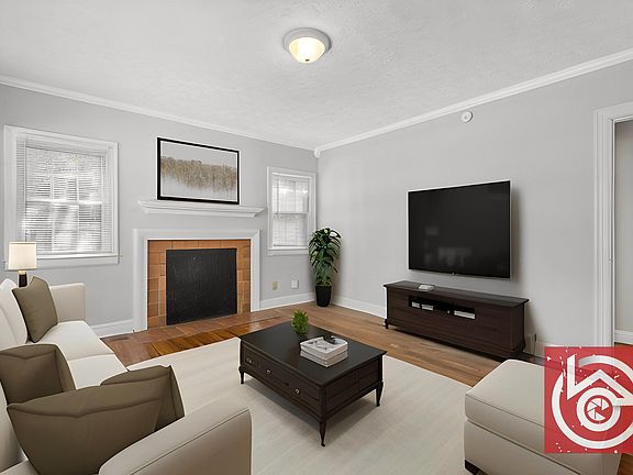 4th image of 616 Sheridan Dr