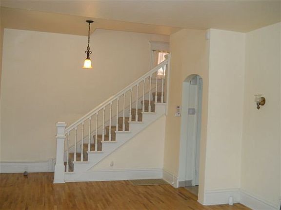 2nd image of 904 E Evans Ave