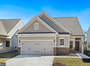 46488 Beartown Dr, Sterling, VA 20164